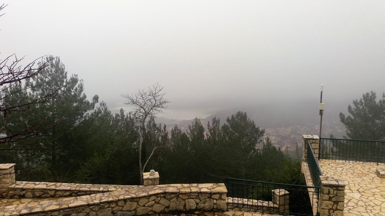 Estate Dafnopanagia Villa Magda Asprogerakata 외부 사진